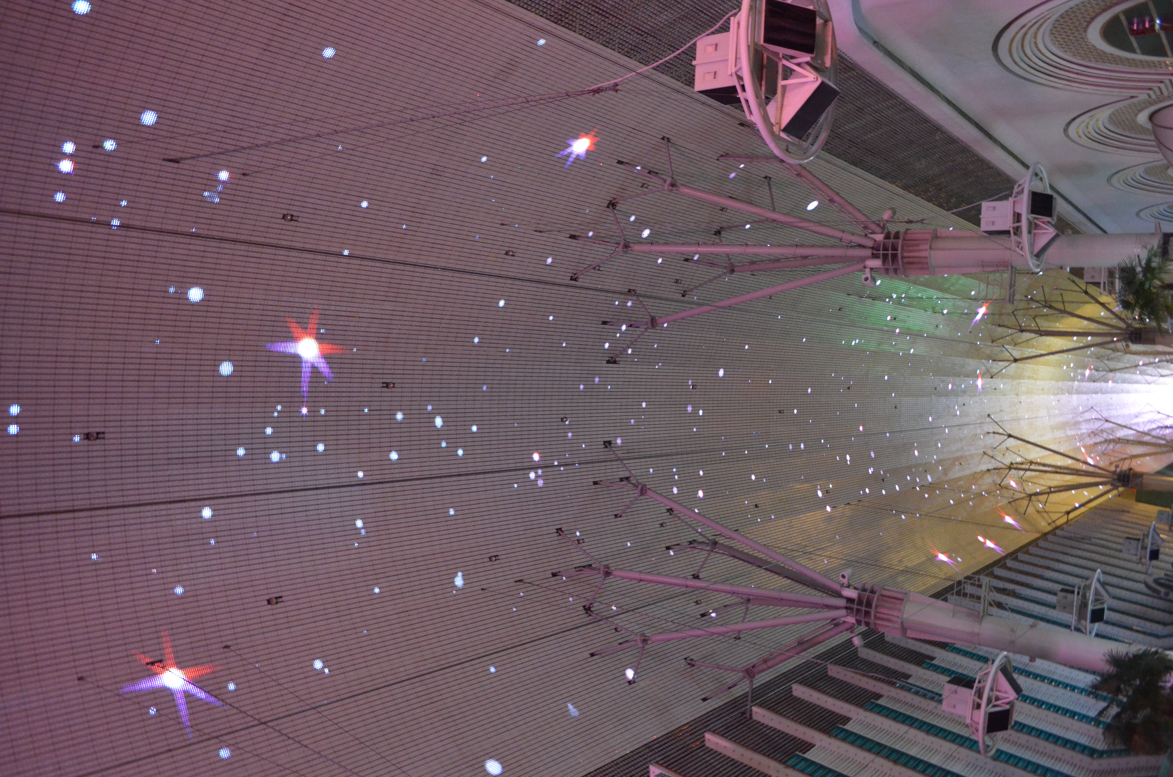 ./2016/04 - Las Vegas/Fremont Experience/DSC_0383.JPG